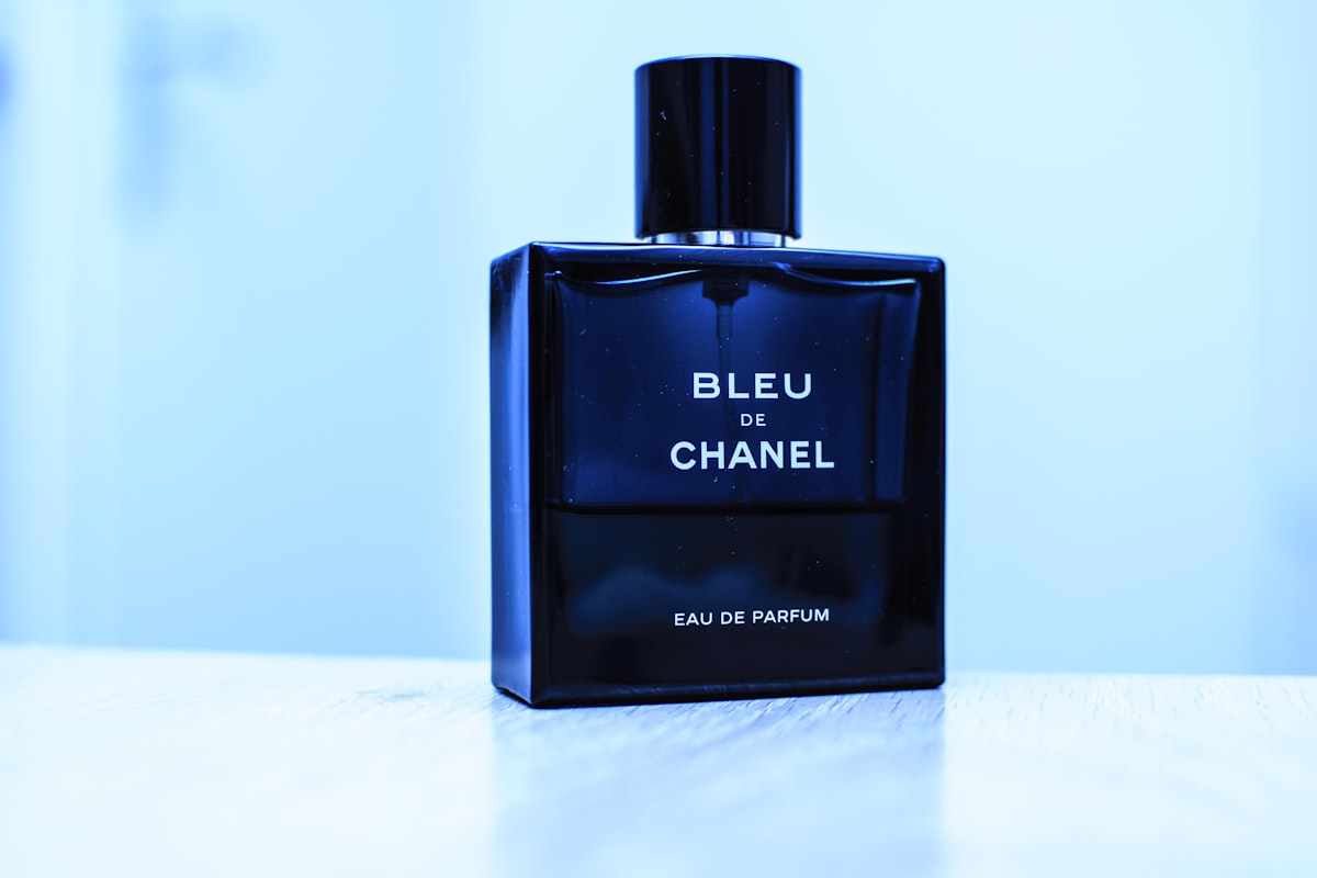 Lumen Fragrance Bleu Noir